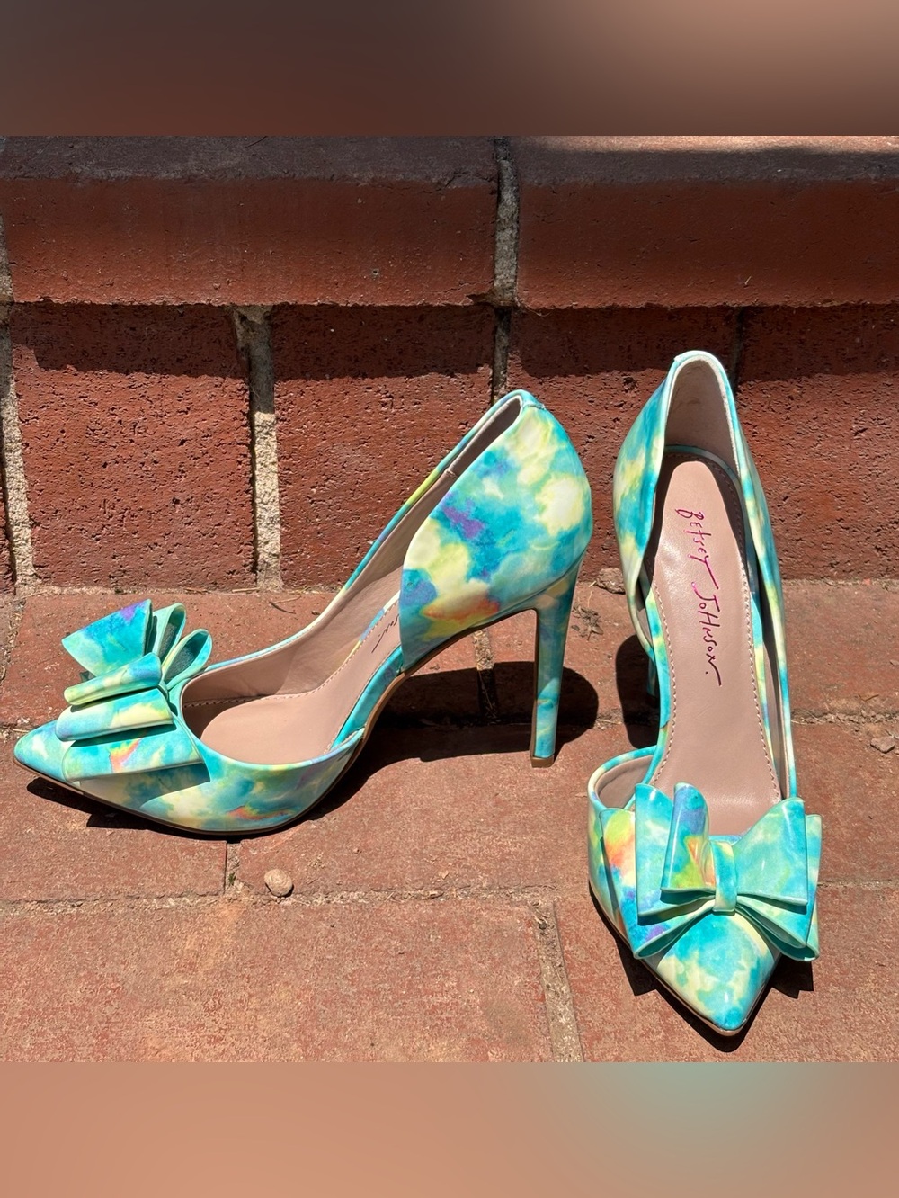 Betsey Johnson Teal Watercolor Bow Pointed-Toe Pumps - Picture 12 of 12